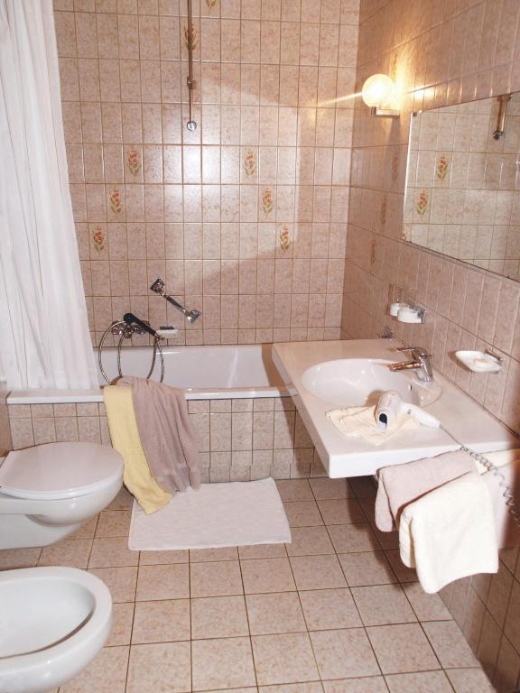 Pension Zur Klause ボーデンマイス エクステリア 写真
